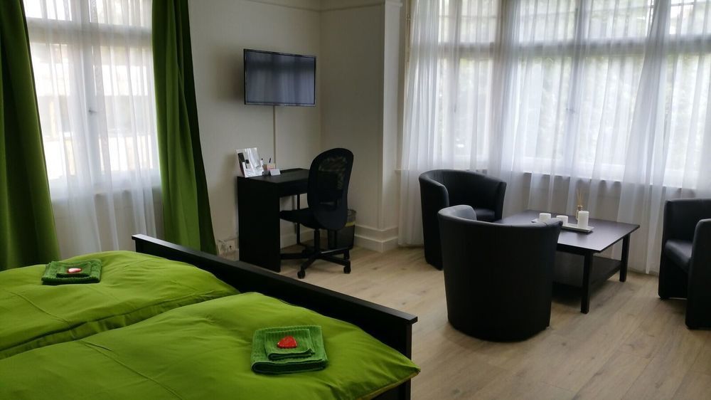 Max Aviation Villa & Apartments Berne Extérieur photo
