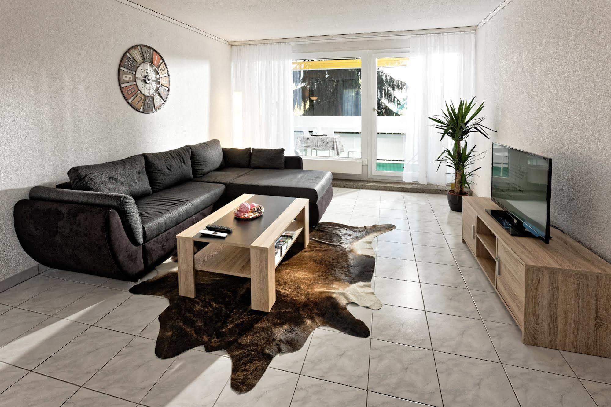 Max Aviation Villa & Apartments Berne Extérieur photo